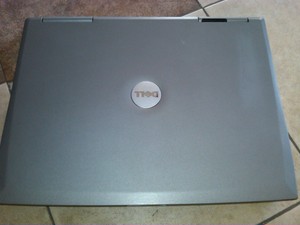 Lap-Top 10 DELL LATITUDE D800